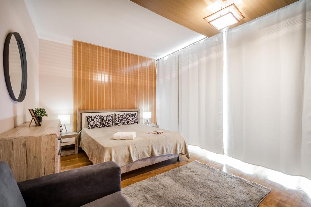 Bpr Timber Loft Home With Balcony Budapest Kültér fotó