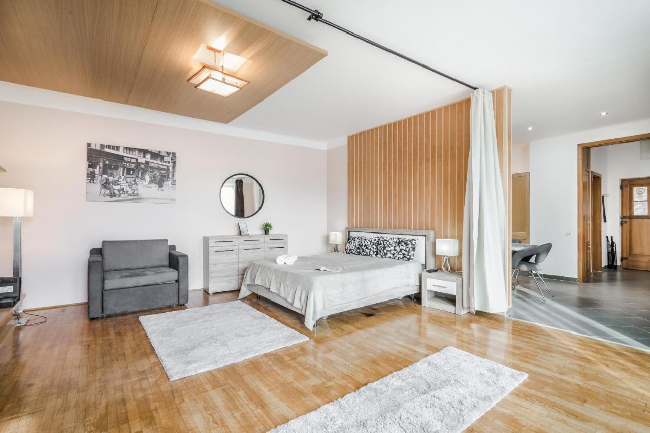 Bpr Timber Loft Home With Balcony Budapest Kültér fotó